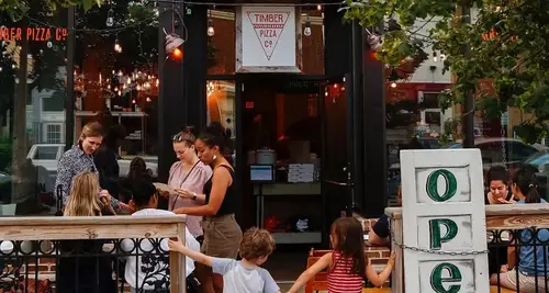 Timber Pizza Co. Franchise Cost, Fees & Opportunity