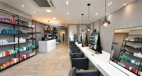 TONI&GUY Franchise Cost, Fees, Opportunity