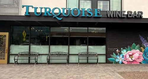 Turquoise Wine Bar Franchise Cost, Fees & Opportunity