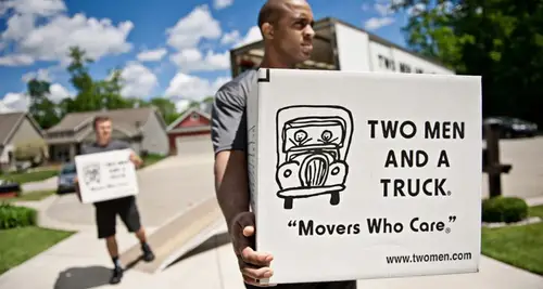 Two Men and a Truck Franchise Cost, Fees & Opportunity