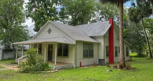 United Country Real Estate