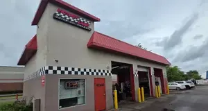 Victory Lane Quick Oil Change