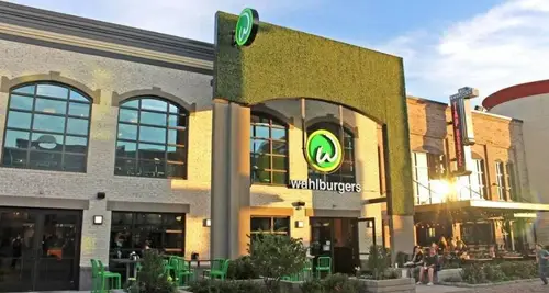 Wahlburgers Franchise Cost, Fees & Opportunities