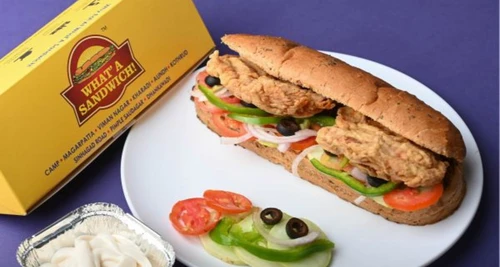 What a Sandwich Franchise Cost, Fees, Opportunity