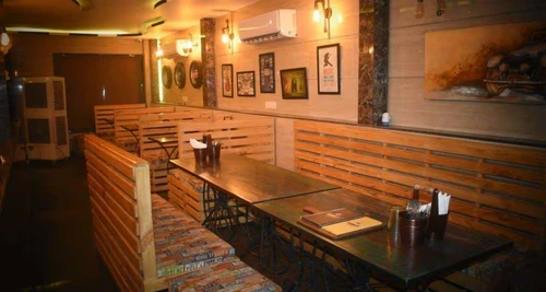 Yappy Cafe Franchise Cost, Fees, Opportunity