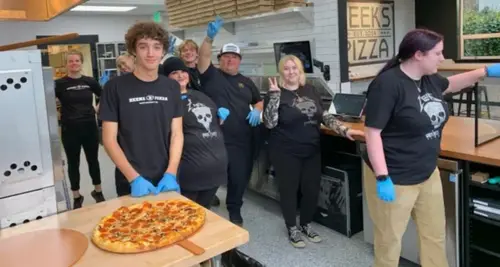 Zeeks Pizza Franchise Cost, Fees & Opportunities